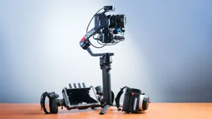 DJI RS 4 Pro Combo, 3-Axis Gimbal Stabilizer for Cameras for DSLR & Cinema Camera Stabilizer Canon/Sony/Panasonic/Nikon/Fujifilm, Native Vertical Shooting, 4.5kg/10lbs Payload, Camera Gimbal